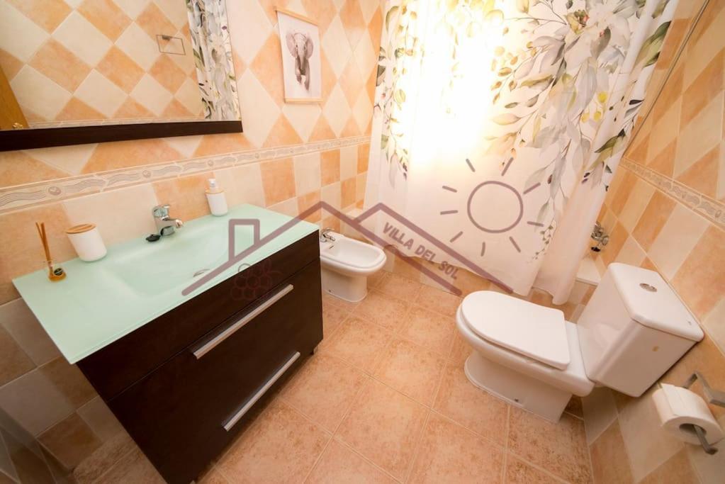 Mentrida Villa Del Sol - Piscina Climatizada מראה חיצוני תמונה