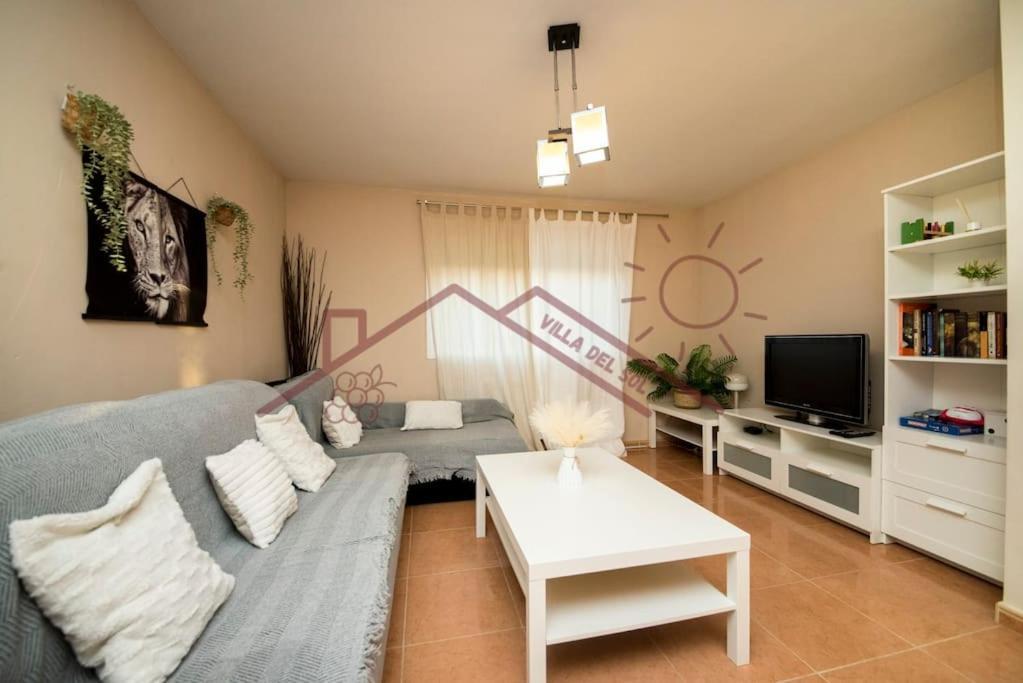 Mentrida Villa Del Sol - Piscina Climatizada מראה חיצוני תמונה