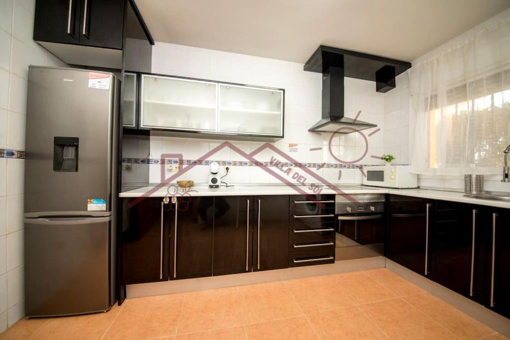 Mentrida Villa Del Sol - Piscina Climatizada מראה חיצוני תמונה