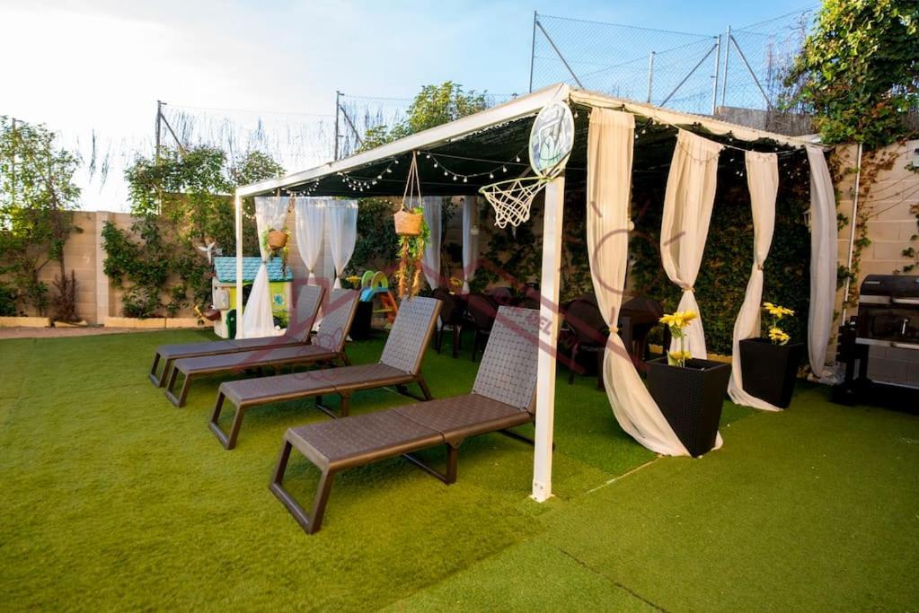 Mentrida Villa Del Sol - Piscina Climatizada מראה חיצוני תמונה